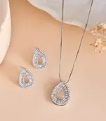 Elegant teardrop crystal pendant chain for women  premium gold finish statement pendant set