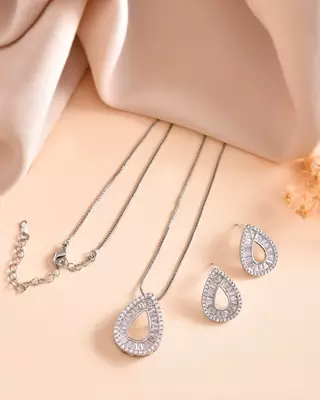 Elegant teardrop crystal pendant chain for women  premium gold finish statement pendant set 2