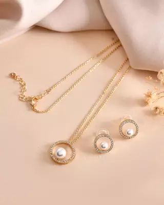 Gold-tone pearl halo pendant chain set with crystal detailing for women 1