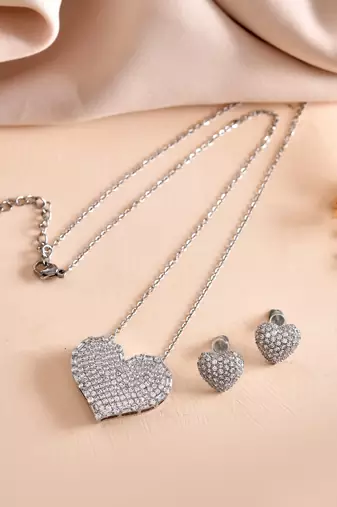 Silver heart american diamond statement pendant set