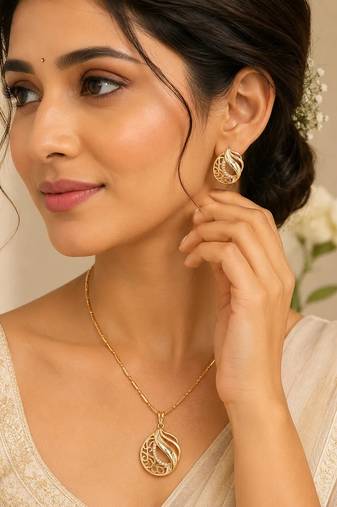 Circular Spiral Pendant Chain Set with Earrings Women