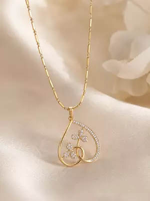 Premium gold plated heart shape pendant chain set for women 2