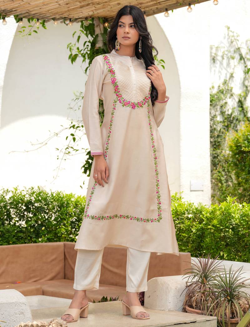 Ivory Floral Resham Emrboidered A-Line Silk Kurta Set-2