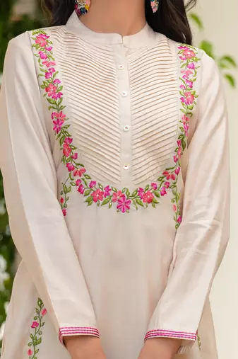Ivory Floral Resham Emrboidered A-Line Silk Kurta Set-2