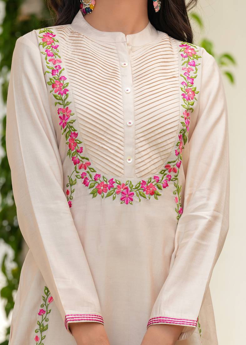 Ivory Floral Resham Emrboidered A-Line Silk Kurta Set-2
