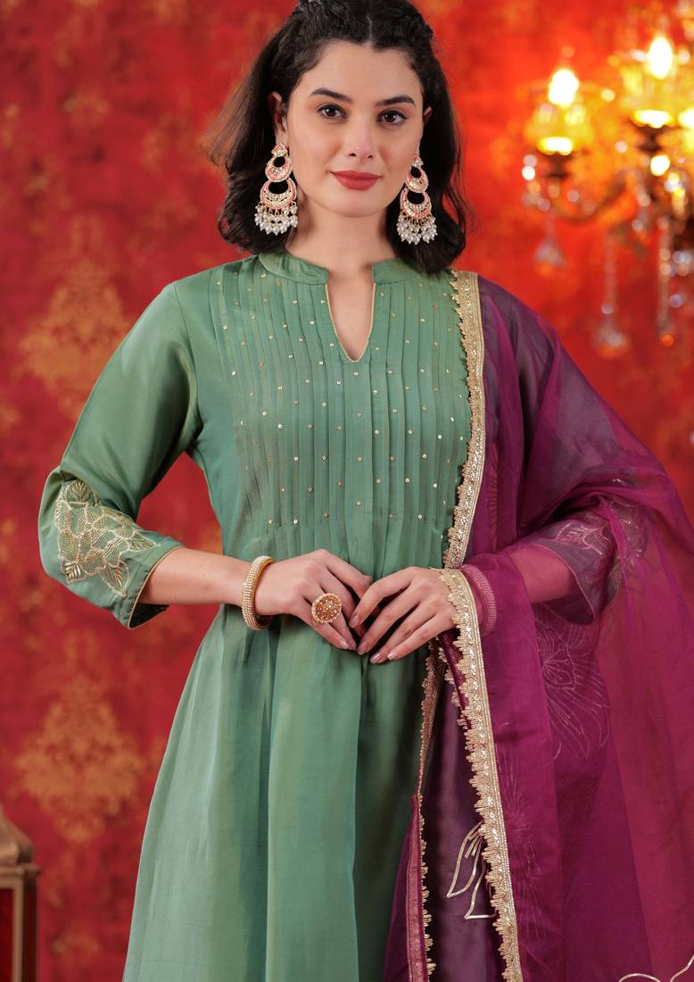 Wine Pintuck Kurta Set with Gota Work Organza Dupatta