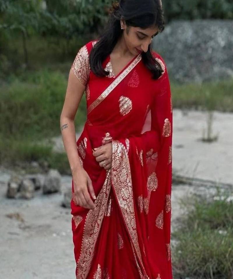 Red color viscose georgette saree