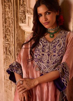 Rose pink embroidered tissue kaftan set 2