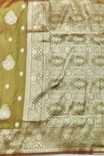 Mehendi zari woven silk traditional saree with blouse piece