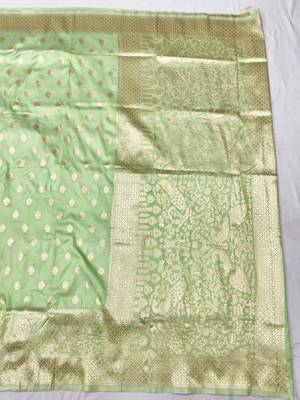 Light green zari woven silk traditional saree with blouse piece 2