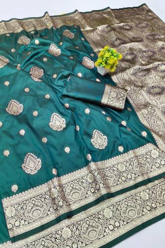 Dark blue zari woven silk traditional saree with blouse piece