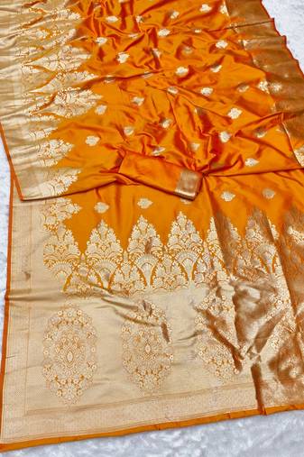 Gold zari woven banarasi silk traditional saree with blouse piece