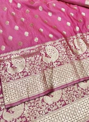 Pink zari woven silk traditional saree with blouse piece 3