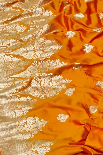 Gold zari woven banarasi silk traditional saree with blouse piece