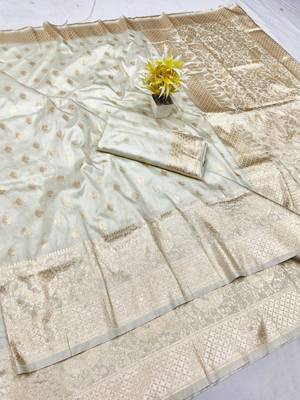 Cream zari woven silk traditional saree with blouse piece 1