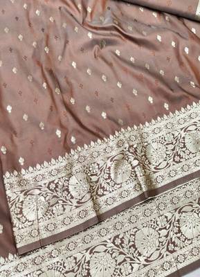 Coffee zari woven silk traditional saree with blouse piece 3