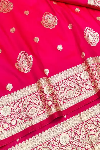 Pink zari woven silk traditional saree with blouse piece