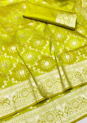 Lime zari woven banarasi silk traditional saree with blouse piece 3