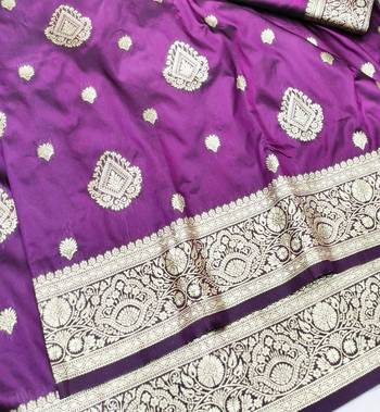 Wine zari woven silk traditional saree with blouse piece 3