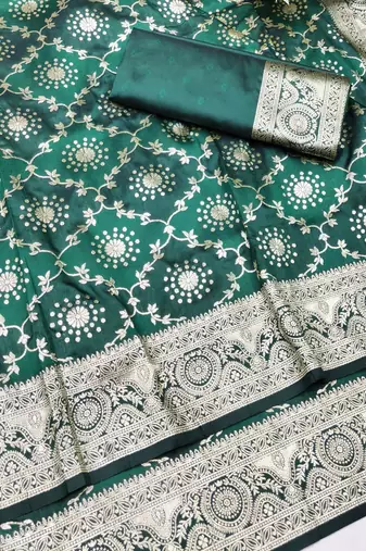 Green zari woven silk traditional saree with blouse piece