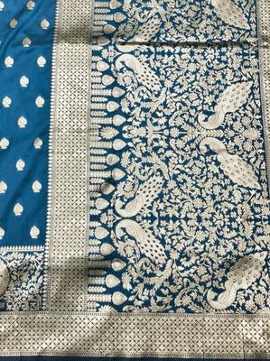Dark blue zari woven silk traditional saree with blouse piece 5