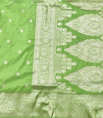 Light green zari woven silk traditional saree with blouse piece 5