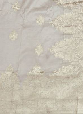 Cream zari woven silk traditional saree with blouse piece 5