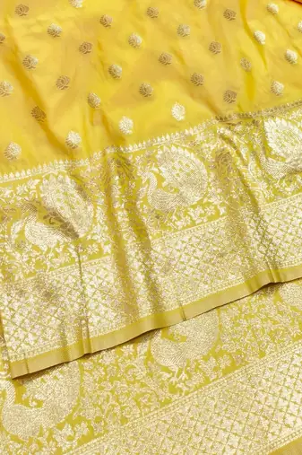 Gold zari woven banarasi silk traditional saree with blouse piece