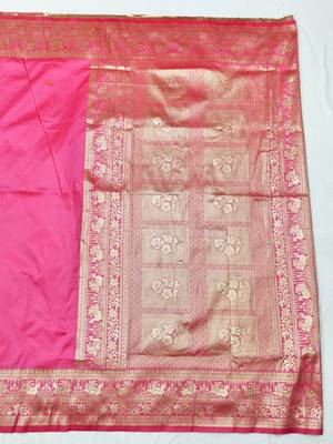 Pink zari woven silk traditional saree with blouse piece 2