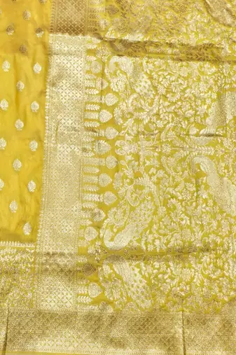 Gold zari woven banarasi silk traditional saree with blouse piece