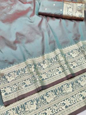 Grey zari woven silk traditional saree with blouse piece 3
