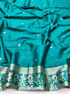 Wine zari woven baluchari silk traditional saree with blouse piece 4