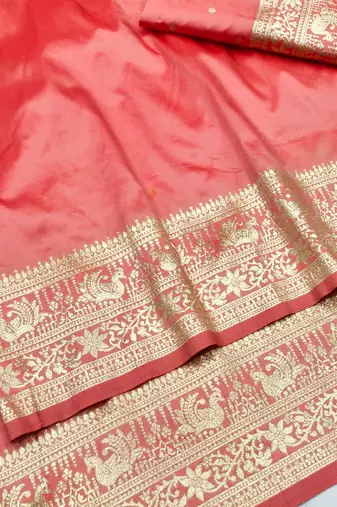 Peach zari woven silk traditional saree with blouse piece