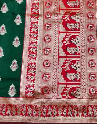 Green zari woven baluchari silk traditional saree with blouse piece 5