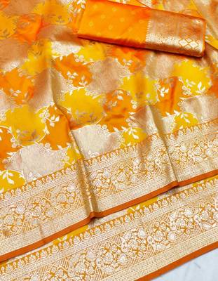 Gold zari woven silk traditional saree with blouse piece 3