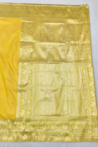 Gold zari woven silk traditional saree with blouse piece