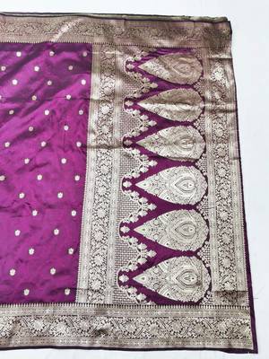 Wine zari woven silk traditional saree with blouse piece 2