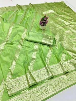 Light green zari woven silk traditional saree with blouse piece 1