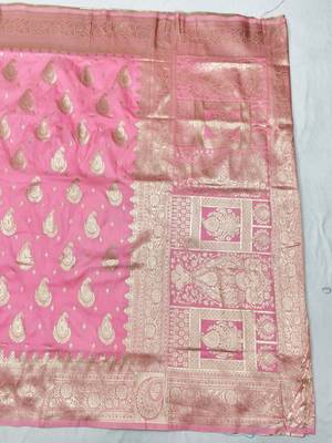 Pink zari woven silk traditional saree with blouse piece 2
