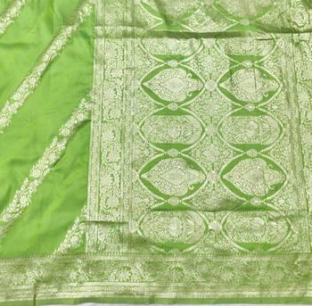 Light green zari woven silk traditional saree with blouse piece 5