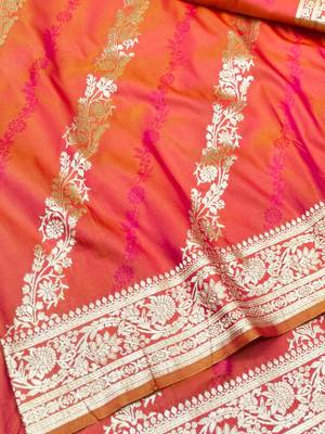 Rani zari woven silk traditional saree with blouse piece 3