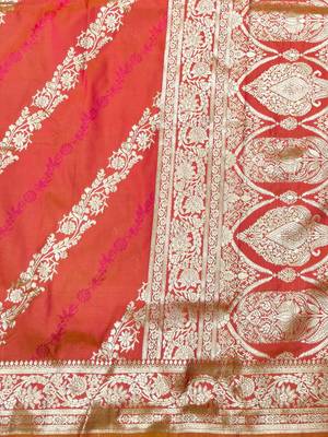 Rani zari woven silk traditional saree with blouse piece 5