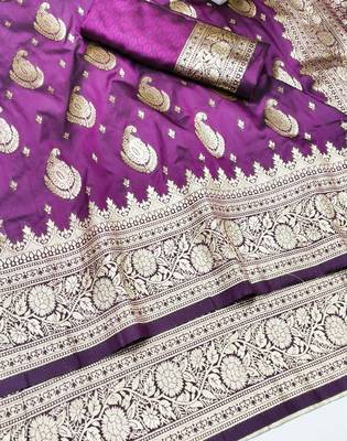 Wine zari woven silk traditional saree with blouse piece 3