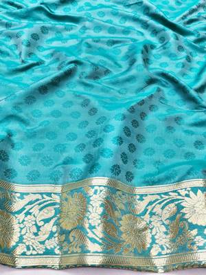 Light blue zari woven silk traditional saree with blouse piece 4