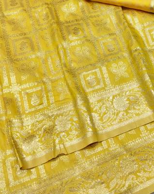 Gold zari woven banarasi silk traditional saree with blouse piece 2