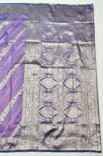 Purple zari woven silk traditional saree with blouse piece