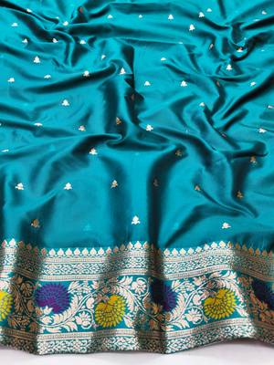 Purple zari woven silk traditional saree with blouse piece 4