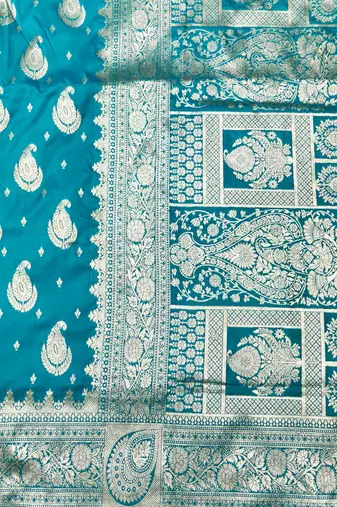 Rama zari woven silk traditional saree with blouse piece