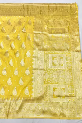 Gold zari woven silk traditional saree with blouse piece
