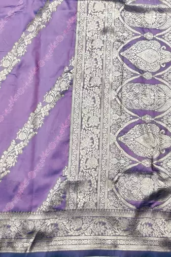 Purple zari woven silk traditional saree with blouse piece